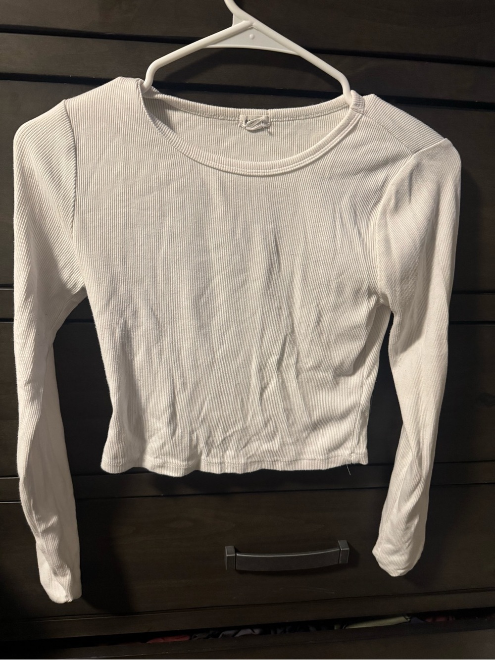 Garage White Ribbed Long-Sleeve Crop Top
